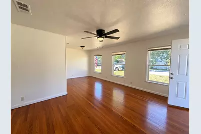 701 Largent, McKinney, TX 75069 - Photo 3