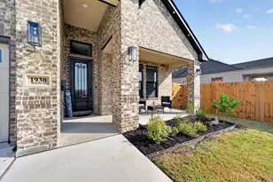 1930 Houston St, Grand Prairie, TX 75050 - Photo 3