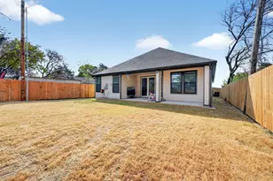 1930 Houston St, Grand Prairie, TX 75050 - Photo 35