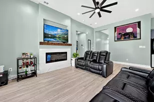 1930 Houston St, Grand Prairie, TX 75050 - Photo 17