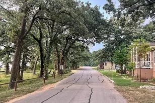 5200 Lake Shore Ln, Denton, TX 76208 - Photo 13