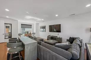 1925 California Dr, Dallas, TX 75204 - Photo 11
