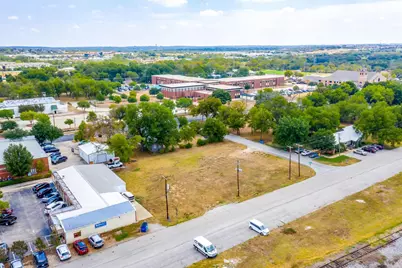 133 Commerce Corner, Burleson, TX 76028 - Photo 7