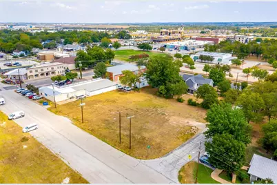 133 Commerce Corner, Burleson, TX 76028 - Photo 5