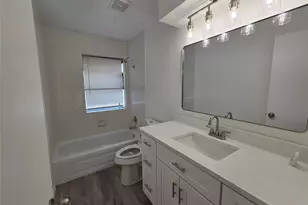 82 Morrow Dr, Bedford, TX 76021 - Photo 11