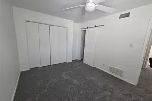 82 Morrow Dr, Bedford, TX 76021 - Photo 17