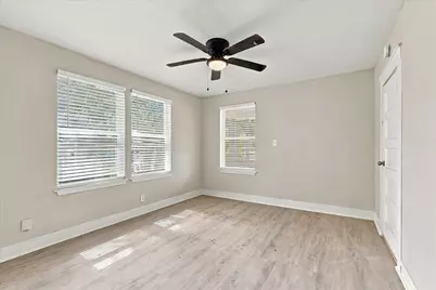 2842 Harlandale Avenue, Dallas, TX 75216 - Photo 5