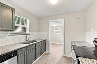 2842 Harlandale Avenue, Dallas, TX 75216 - Photo 7