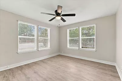 2842 Harlandale Avenue, Dallas, TX 75216 - Photo 3