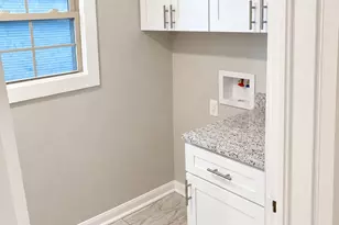 956 E Ramsey Ave, Fort Worth, TX 76104 - Photo 9