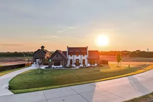 210 Low Bird Ln, Waxahachie, TX 75167 - Photo 5