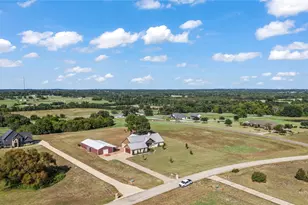 4830 Bridle View Ct, Athens, TX 75752 - Photo 3