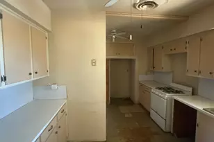 701 N Newark St, Decatur, TX 76234 - Photo 11