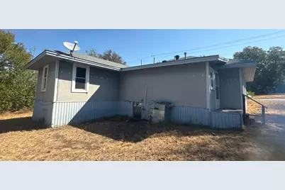 701 N Newark Street, Decatur, TX 76234 - Photo 21