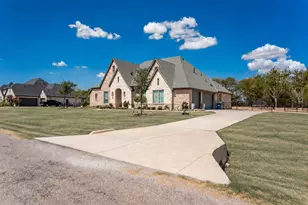 2728 Kessler Dr, Celina, TX 75009 - Photo 5