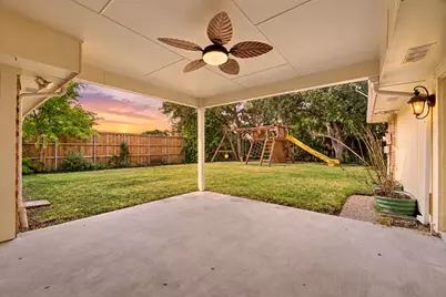 10123 Candlebrook Drive, Dallas, TX 75243 - Photo 27