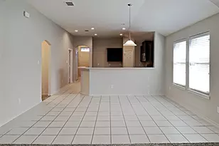 10129 Blue Bell Dr, Fort Worth, TX 76108 - Photo 3