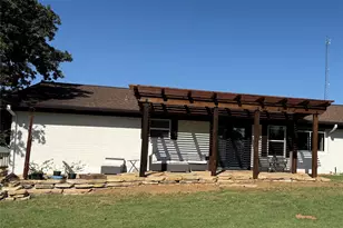 313 Navajo Trail, Gainesville, TX 76240 - Photo 27