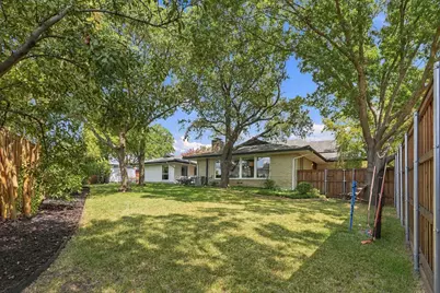9307 Crestedge Drive, Dallas, TX 75238 - Photo 35