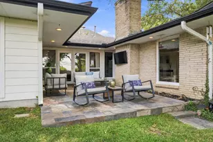9307 Crestedge Dr, Dallas, TX 75238 - Photo 33
