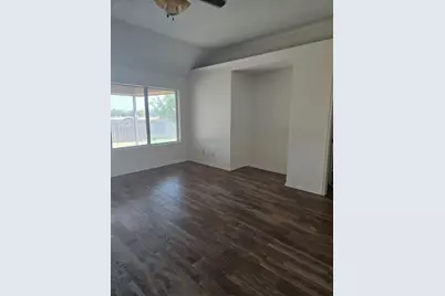 850 Valley View Court, Burleson, TX 76028 - Photo 7