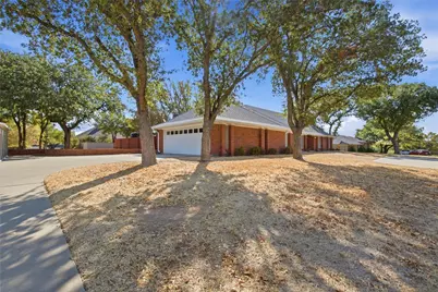 2116 Cherokee Loop, Graham, TX 76450 - Photo 3