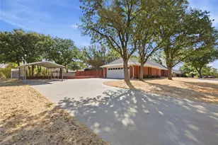 2116 Cherokee Loop, Graham, TX 76450 - Photo 5