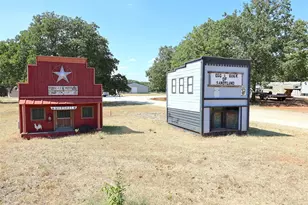 1111 Riley Rd, Whitesboro, TX 76273 - Photo 25