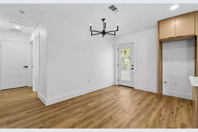 565 Alcorn Avenue, Dallas, TX 75217 - Photo 13