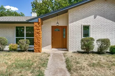 1909 Plymouth Court, Arlington, TX 76013 - Photo 5