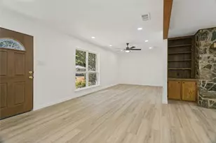 1909 Plymouth Ct, Arlington, TX 76013 - Photo 13