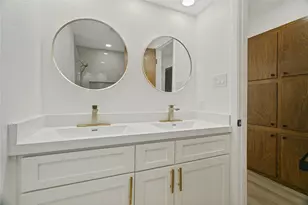 1909 Plymouth Ct, Arlington, TX 76013 - Photo 21