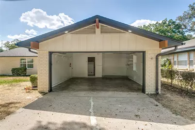 1909 Plymouth Court, Arlington, TX 76013 - Photo 37