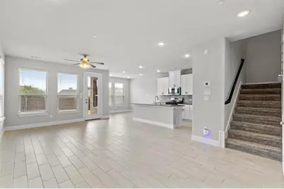 593 Hutchinson Lane, Lewisville, TX 75077 - Photo 5