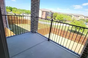 593 Hutchinson Ln, Lewisville, TX 75077 - Photo 31