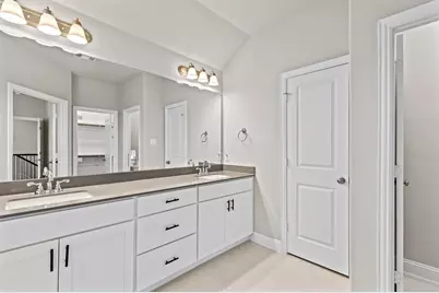 593 Hutchinson Lane, Lewisville, TX 75077 - Photo 21