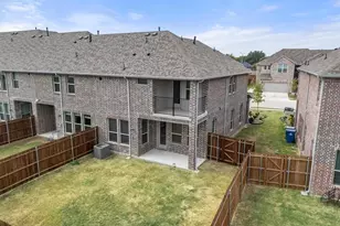 593 Hutchinson Ln, Lewisville, TX 75077 - Photo 33