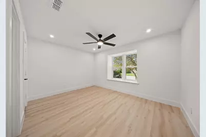 3814 Woodside Road, Carrollton, TX 75007 - Photo 39