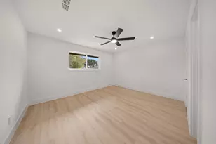 3814 Woodside Rd, Carrollton, TX 75007 - Photo 35