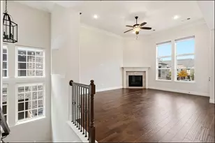 555 Waterloo Dr, Lewisville, TX 75067 - Photo 15