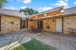 1401 Sandpiper St, Grapevine, TX 76051 - Photo 15