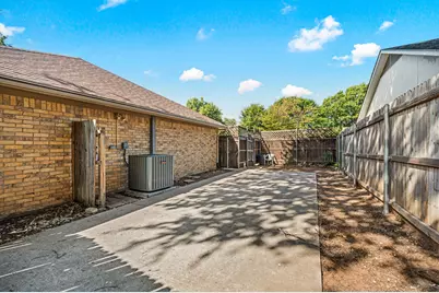 1401 Sandpiper Street, Grapevine, TX 76051 - Photo 17