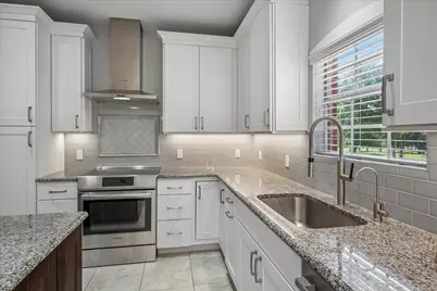 2702 Lawtherwood Court, Dallas, TX 75214 - Photo 11