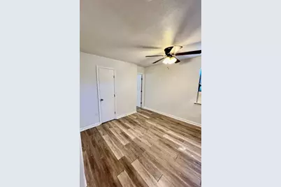 725 Summers Lane, Lake Dallas, TX 75065 - Photo 11