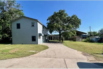 725 Summers Lane, Lake Dallas, TX 75065 - Photo 3