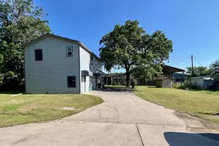 725 Summers Ln, Lake Dallas, TX 75065 - Photo 3