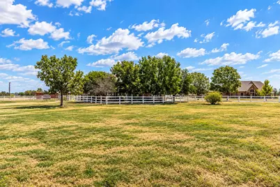 621 Old Stoney Court, Ponder, TX 76259 - Photo 3
