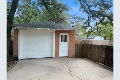 2012 Watauga Court W, Fort Worth, TX 76111 - Photo 3