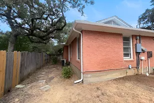2012 Watauga Ct W, Fort Worth, TX 76111 - Photo 23