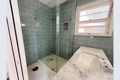 2012 Watauga Court W, Fort Worth, TX 76111 - Photo 17